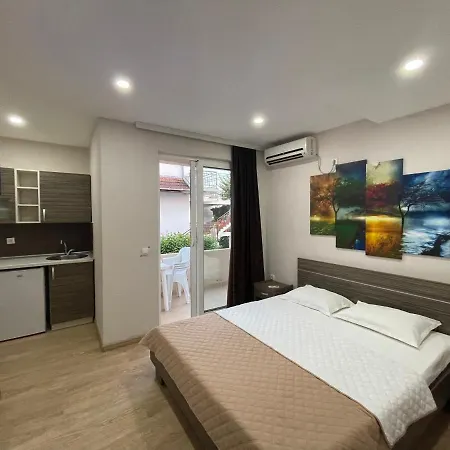 Apartments Lati Ulcinj Exterior photo